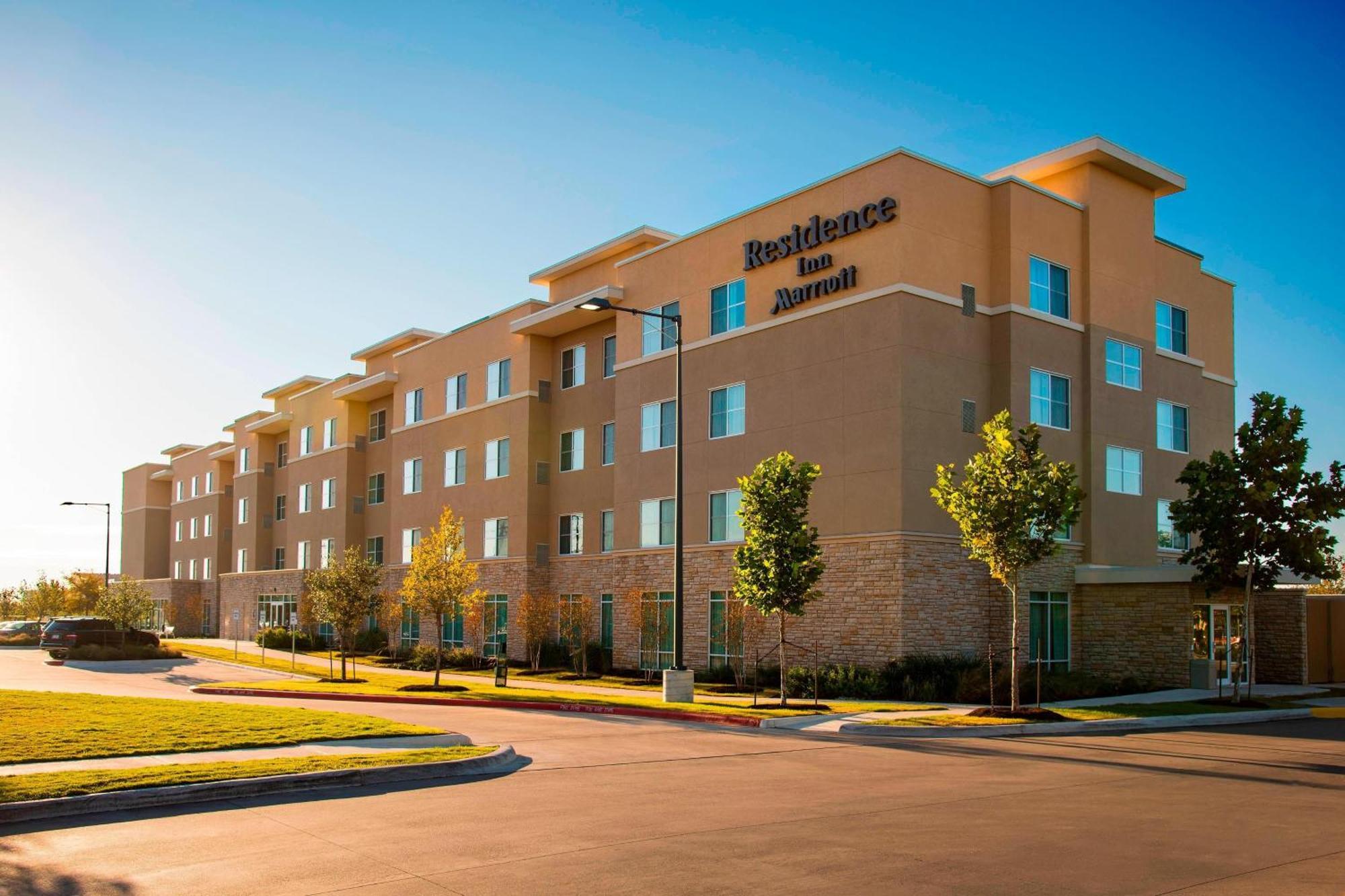 Residence Inn By Marriott Austin - University Area Eksteriør billede