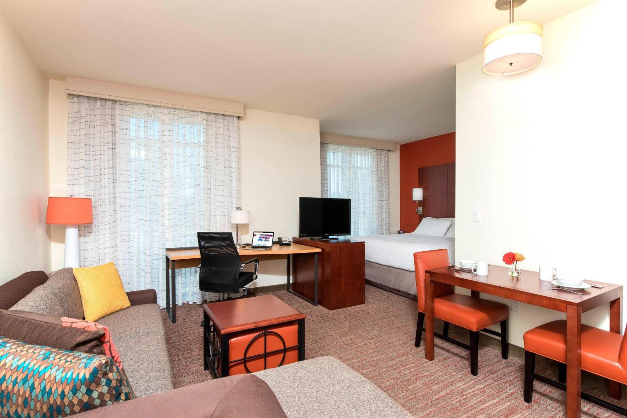 Residence Inn By Marriott Austin - University Area Eksteriør billede