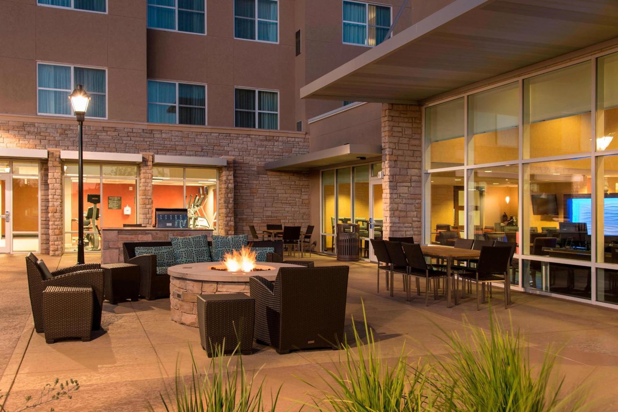 Residence Inn By Marriott Austin - University Area Eksteriør billede