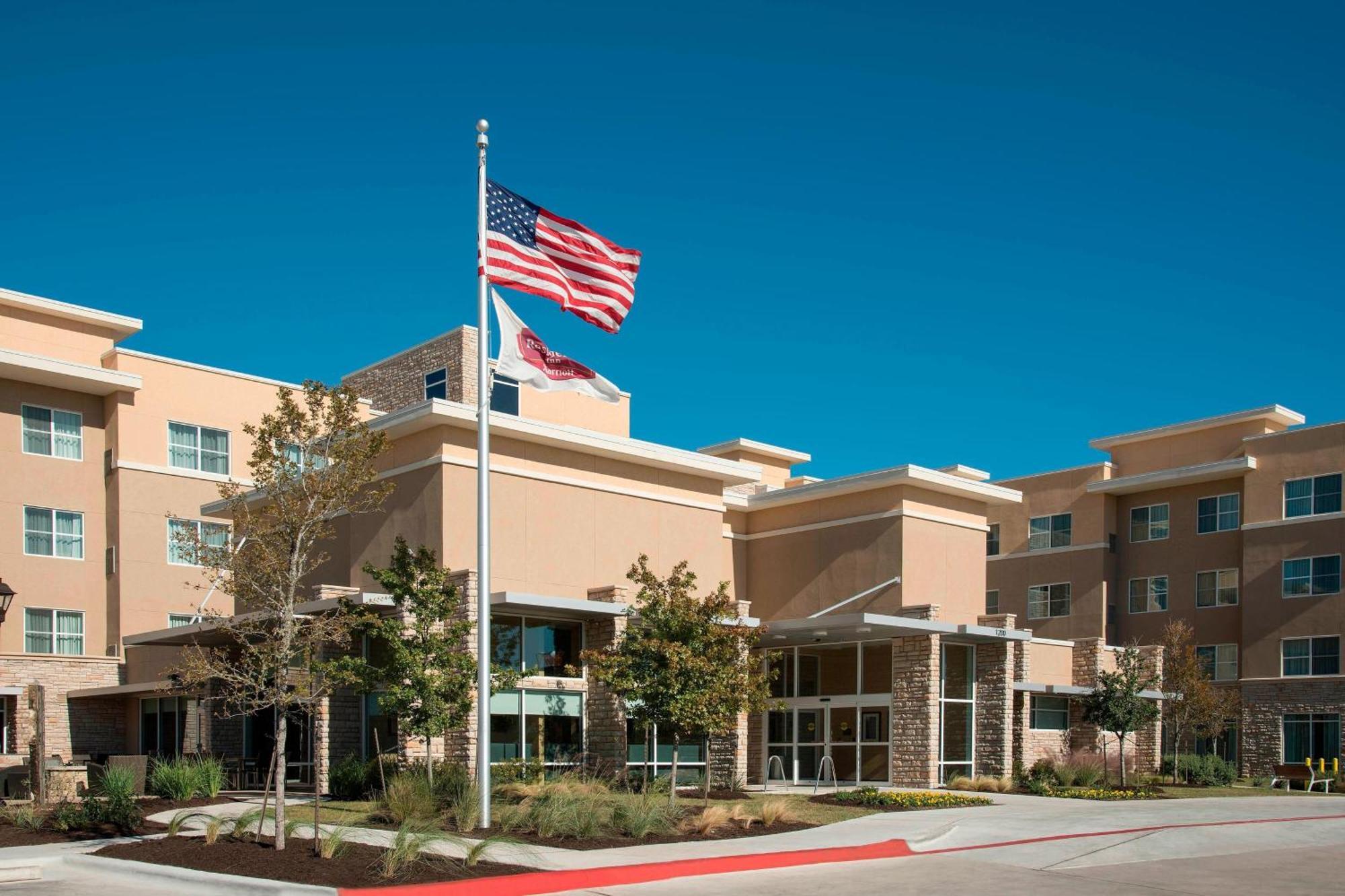 Residence Inn By Marriott Austin - University Area Eksteriør billede