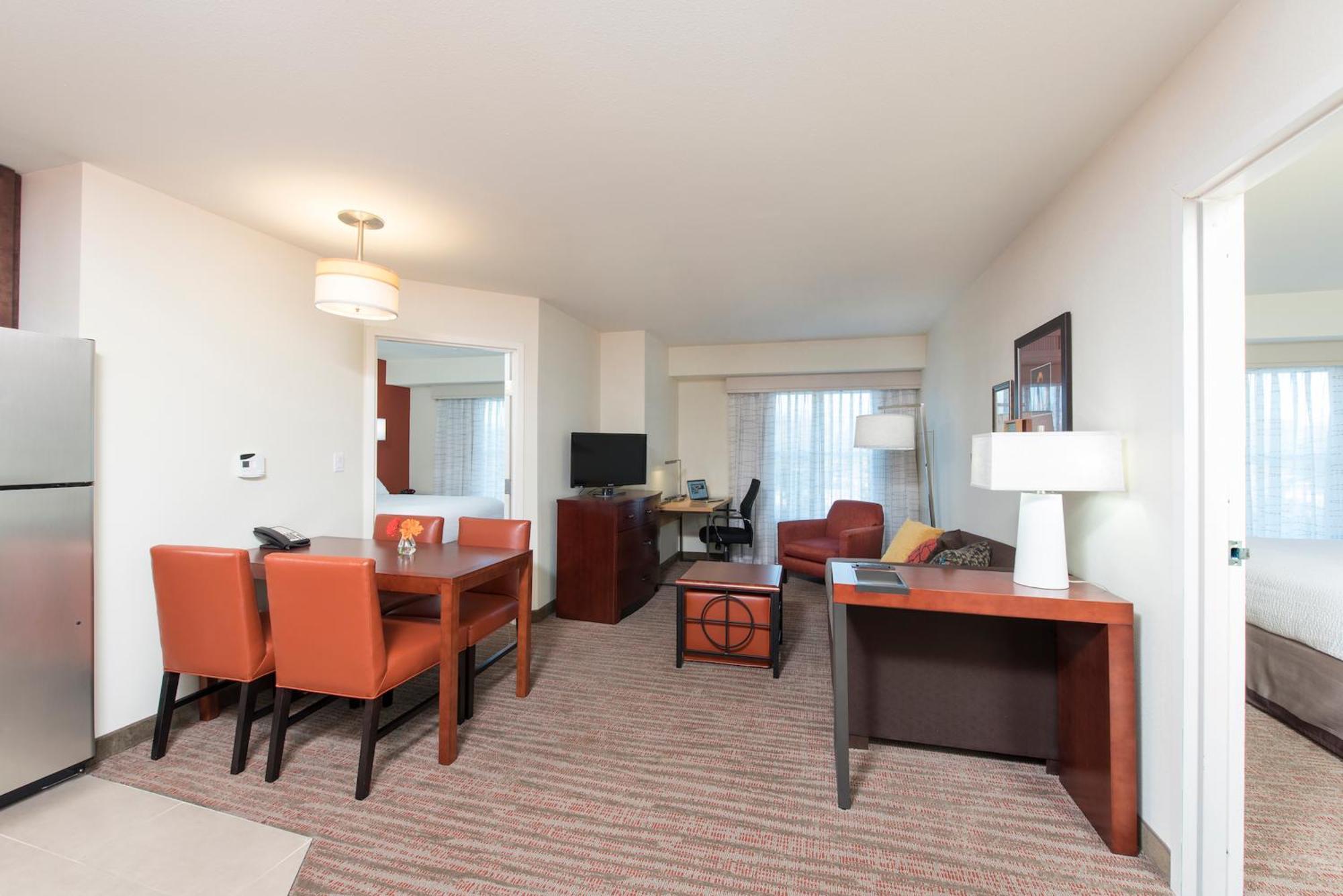 Residence Inn By Marriott Austin - University Area Eksteriør billede