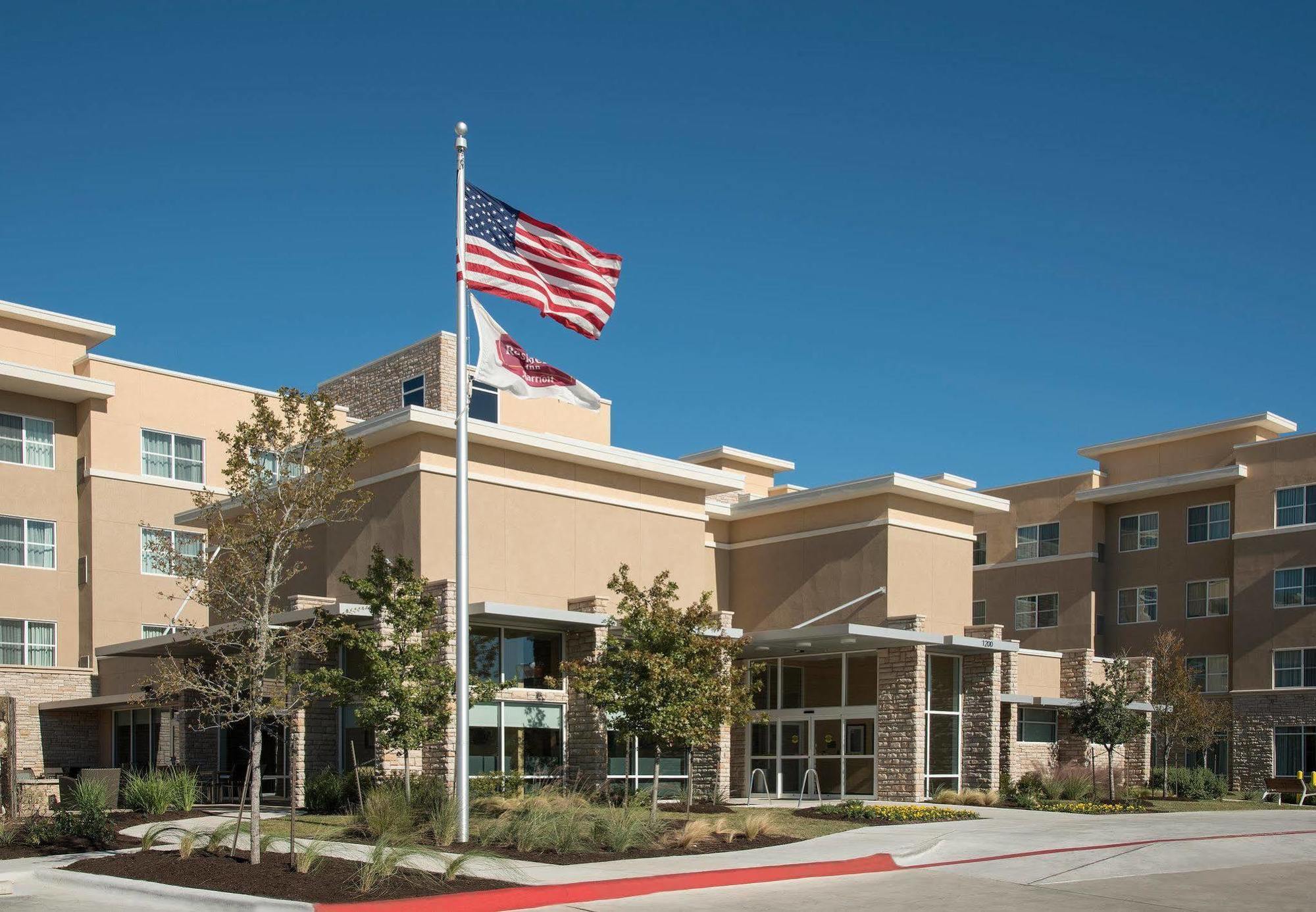 Residence Inn By Marriott Austin - University Area Eksteriør billede